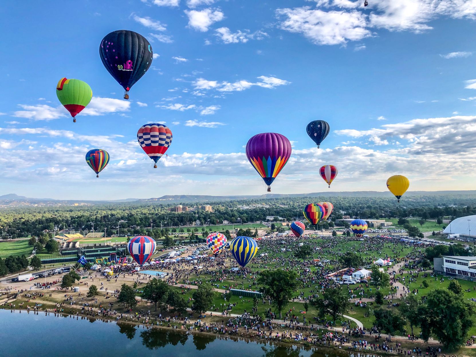 Spencer's Balloons 01.JPG